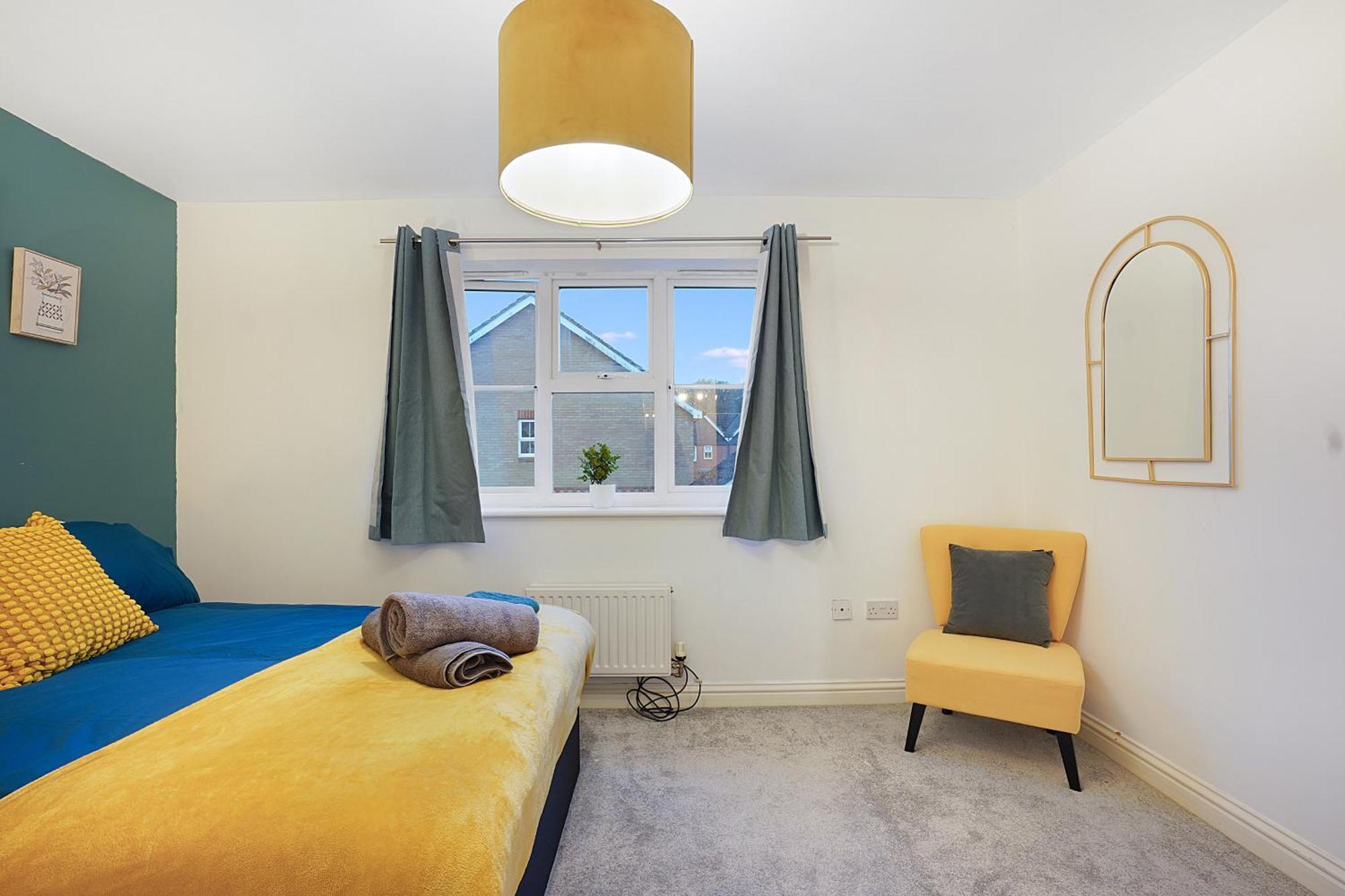 Comfortable Stylish Townhouse In Ashford Sleeps 5 Netflix 2 Parking Spaces Perfect For Contractors And Families المظهر الخارجي الصورة